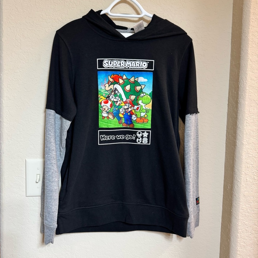 Super Mario Hoodie Youth Boys XXL (18) Stretch Graphic Print Pullover Black